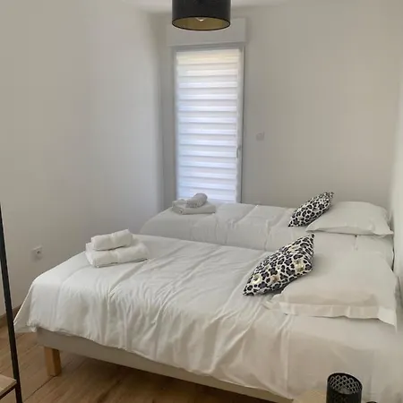 Et L' Echappee Feerique *